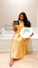 Load image into Gallery viewer, Golden Goddess Throne
